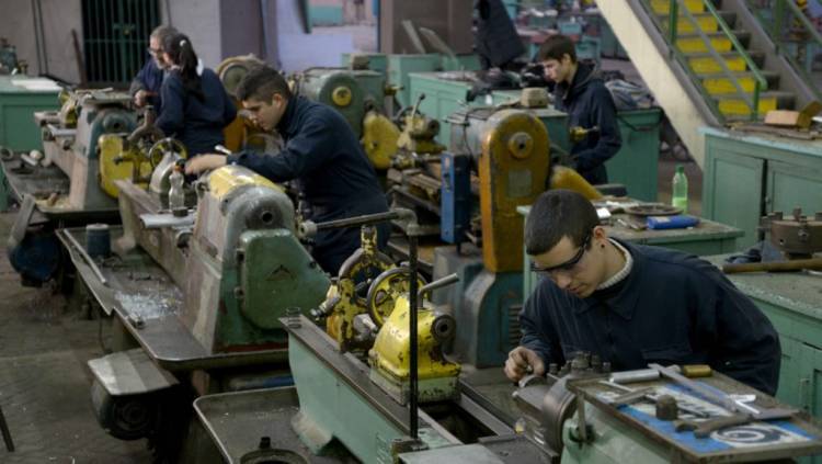 En febrero 2024 comenzará la inscripción a la Escuela de Aprendices