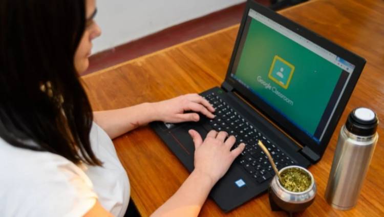 CENS 453: una oportunidad para terminar la Secundaria a distancia