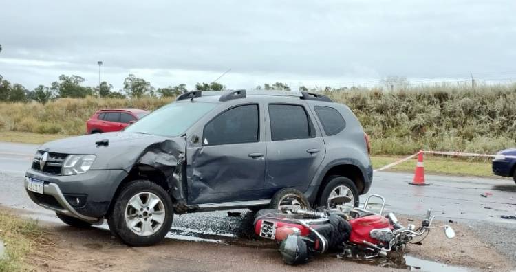 Una vez más ocurrió un accidente de tránsito en el ingreso a la ciudad por calle Colón y Río Juramento