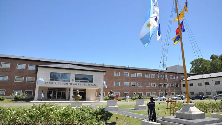 Ingreso a los institutos de formación de la Armada Argentina