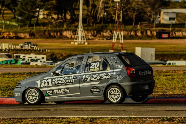 El Puntaltense Ramiro Fernández corrió la tercer fecha del Turismo Regional