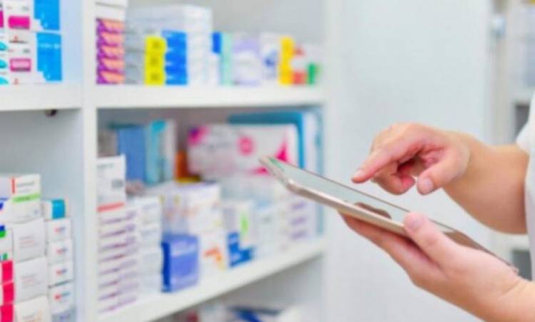 Se lanza la campaña “Medicamento Seguro” para que los remedios solo se compren en farmacias