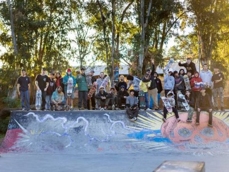 Skaters piden que haya iluminación en la pista del Parque Sarmiento