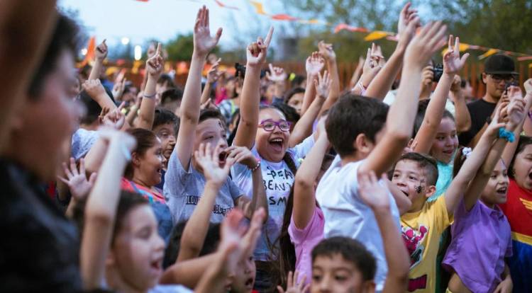 Se prepara el festejo del Día del Niño organizado por vecinos de Roca y Río Dulce