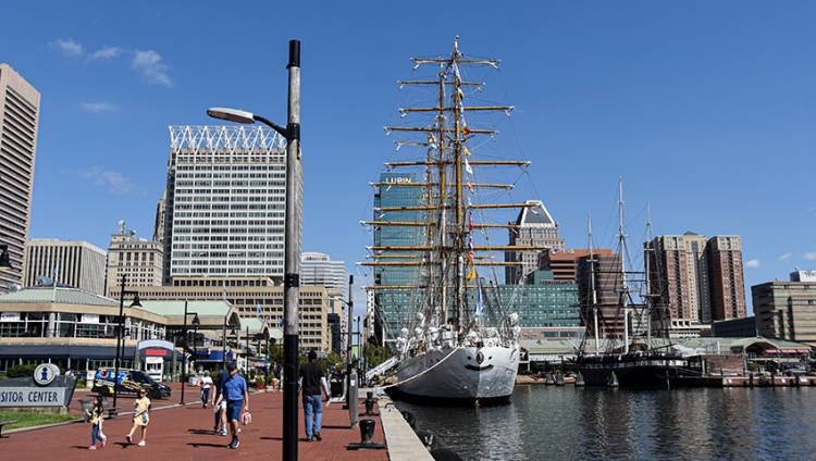La fragata ARA “Libertad” amarró en el Puerto de Baltimore