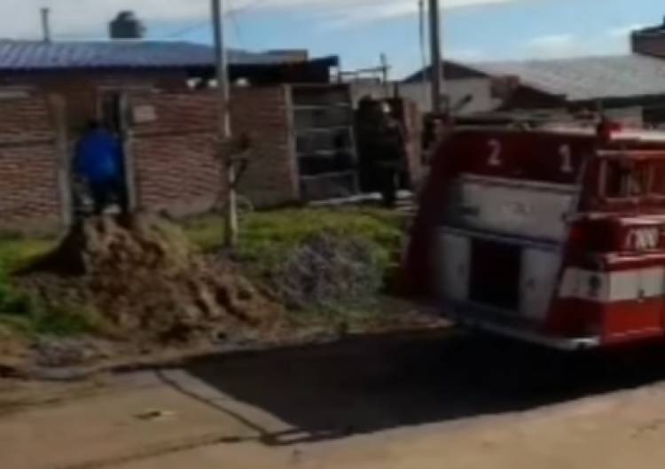 Bomberos Voluntarios acudieron a una vivienda que tuvo un desperfecto con una garrafa