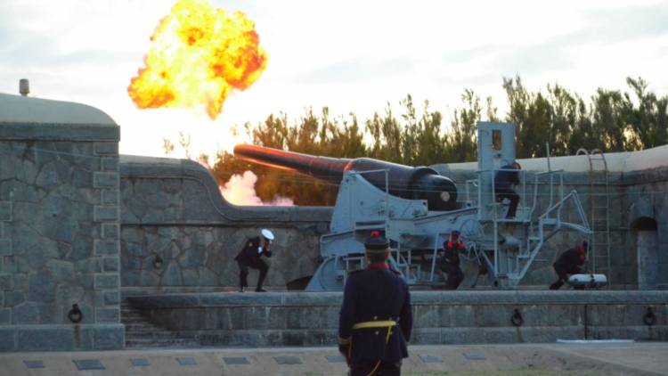 Se realizó con éxito la visita a los museos de la ciudad y de la Armada