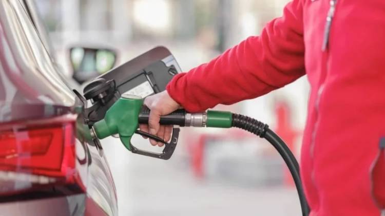 Se viene otro aumento de los combustibles: de cuánto sería la suba prevista para diciembre 2024