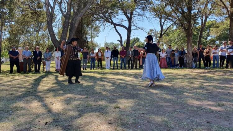 Aristimuño: "Debemos trabajar juntos para el desarrollo de Bajo Hondo"