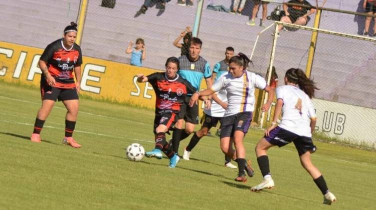 Liga del Sur: Sporting Femenino cayó ante Tiro Federal por penales en semis del Clausura 2024