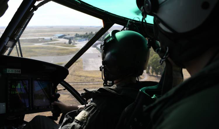 Los helicópteros Sea King realizarán su puesta a punto en la Base Aeronaval Comandante Espora