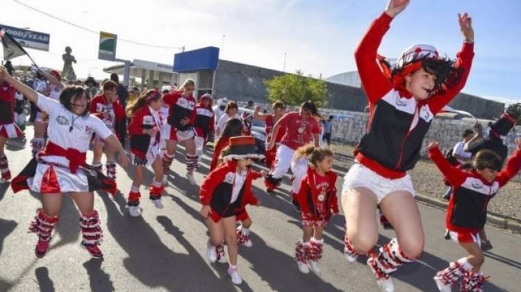 Este domingo se realizará el Carnaval Barrial de La Murga de la Abuela