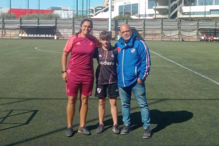 La joven futbolista Julieta Díaz fue parte de las pruebas de jugadoras en River Plate