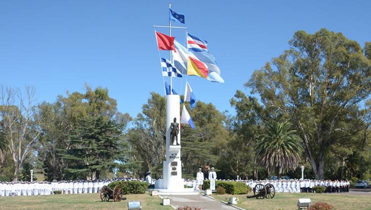 La Armada realizará el miércoles la ceremonia por el 168° aniversario del fallecimiento de Brown