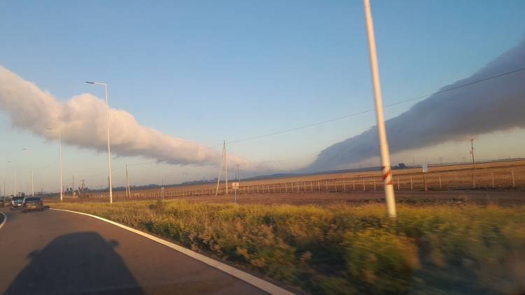 Un espectáculo en el cielo: las nubes que sorprendieron a la ciudad en la mañana del martes