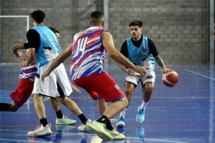 Básquet: Se jugó la cuarta fecha del Torneo de Segunda de la ABB, con 5 representantes rosaleños