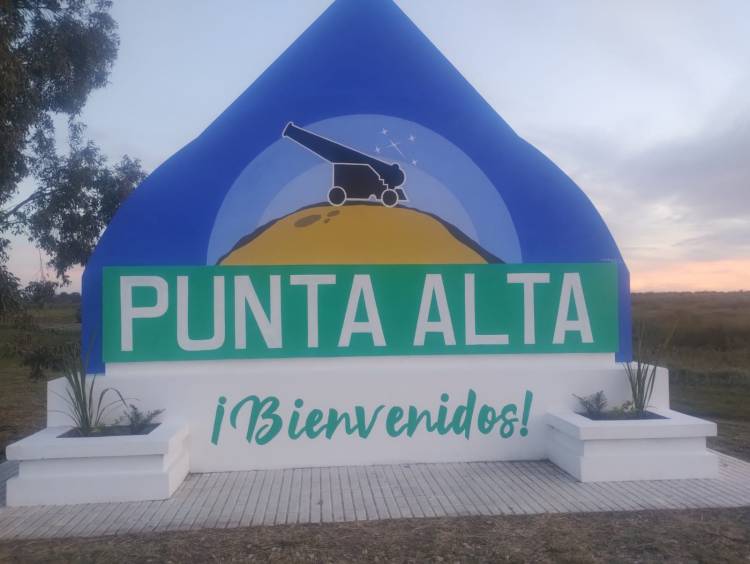 Puesta en valor al mural de bienvenida a Punta Alta sobre Ruta 229