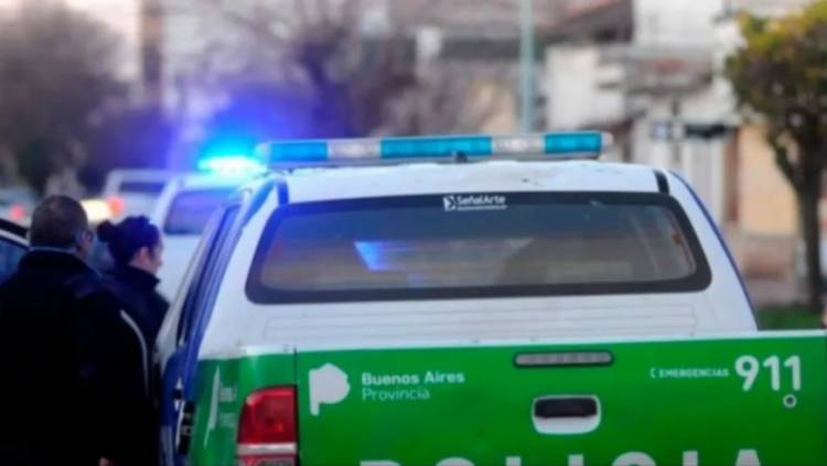 Aprehendieron a dos hombres por entrar a una casa desocupada