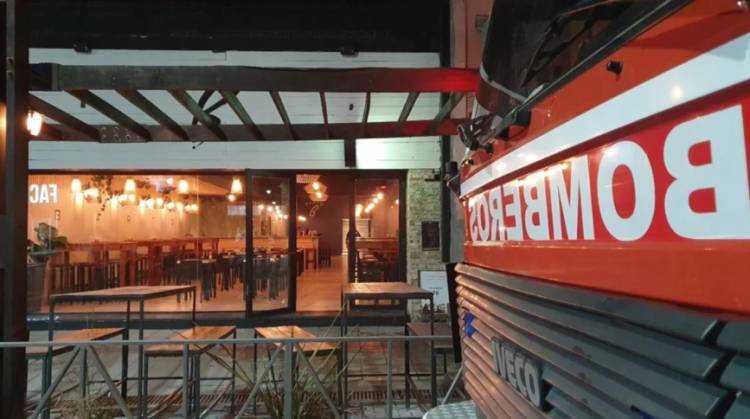 Por tercera vez se originó un principio de incendio en la cocina de un local gastronómico
