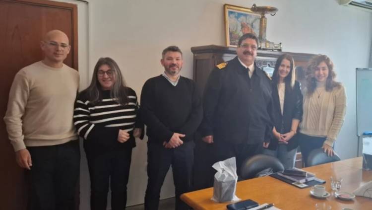 Personal civil: sin carrera administrativa y con sueldos congelados