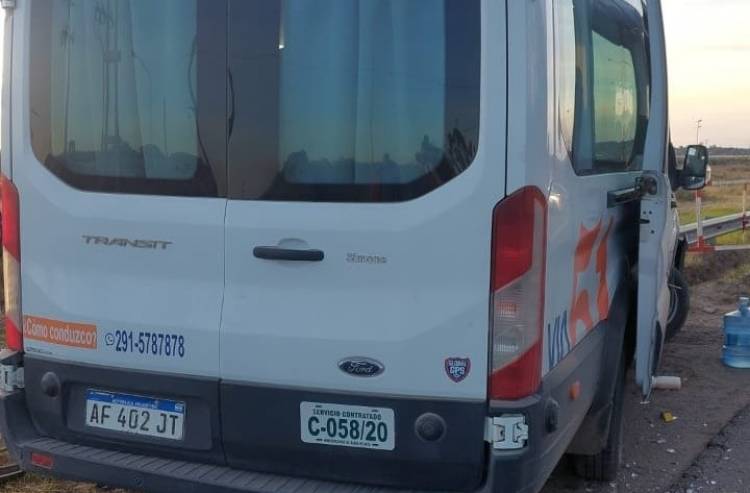 Accidente de tránsito en ruta 229 frente al ingreso a Villa Arias dejó tres personas heridas