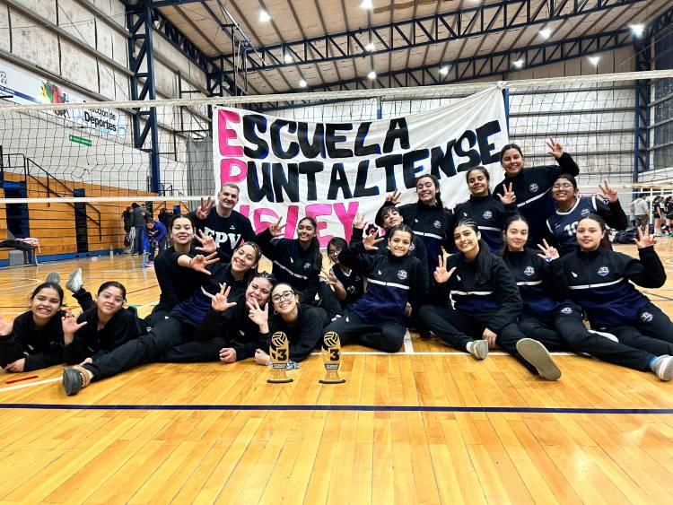 La Escuela Puntaltense de Voley logró dos podios en la Copa Amistad disputada en Benito Juárez