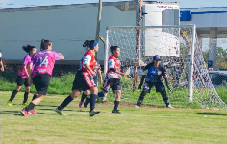 Se juegan la finales del Torneo Apertura de Fútbol Femenino de Punta Alta 2025