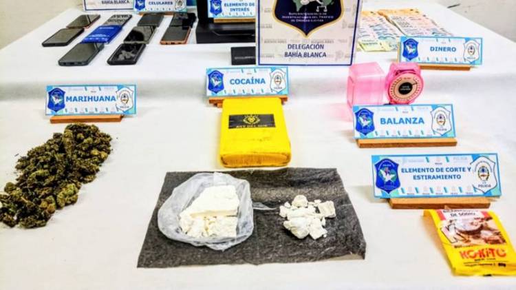 Allanamiento en Punta Alta: cómo llegaron a secuestrar un ladrillo de cocaína