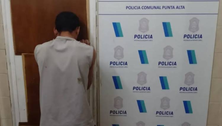 Un vecino de 64 años atrapó a un delincuente en el patio de su casa