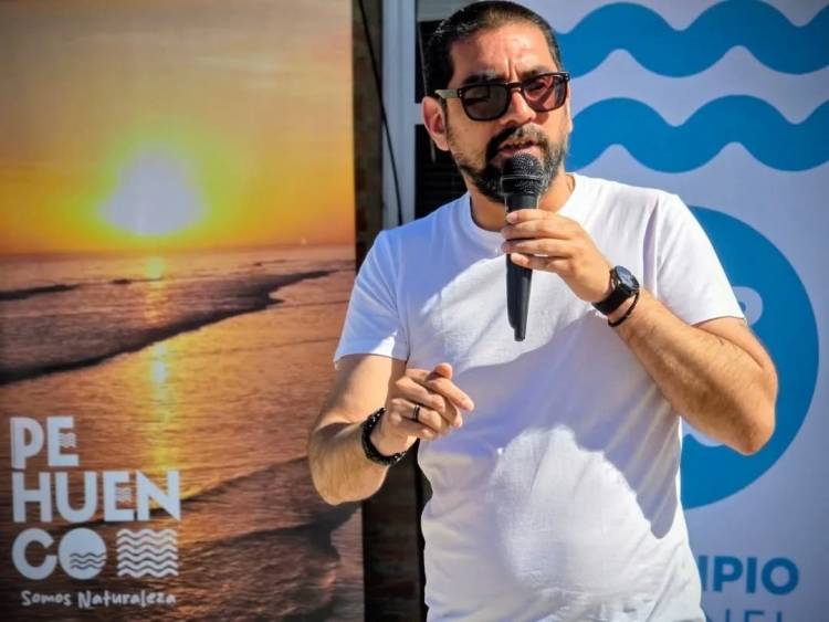 El intendente anunció la llegada de más de 30 bateas de tosca para las calles de Pehuen Co 