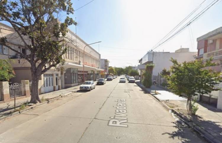 Vecinos y comerciantes de calle Rivadavia buscan crear un “Paseo de la Cultura”