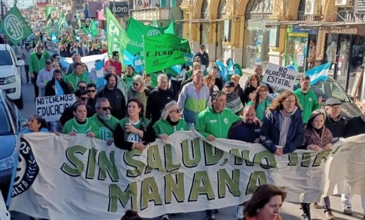 Este viernes habrá un nuevo paro de ATE contra la reforma laboral 