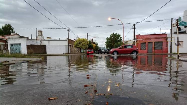 Suspensión total de clases en Coronel Rosales y tampoco hay servicio de colectivos