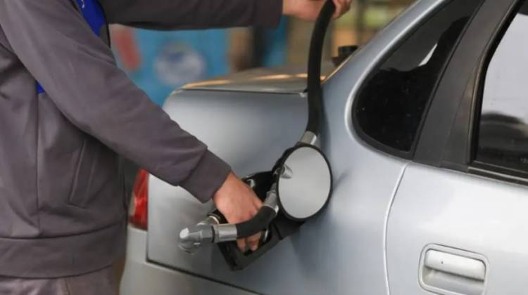 YPF aumentó 1 por ciento sus combustibles y asegura que quedarán congelados por otros 45 días