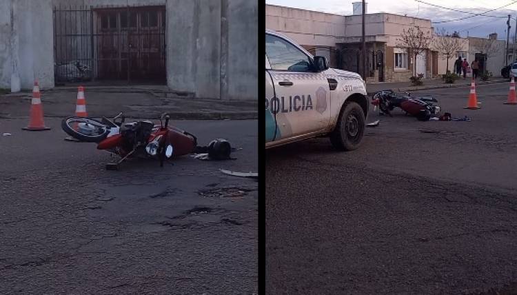 Se produjo un accidente entre una camioneta y una moto en la tarde del domingo