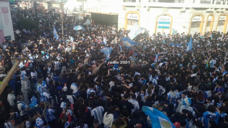 Así se festejó en Punta Alta el épico triunfo de Argentina ante Egipto