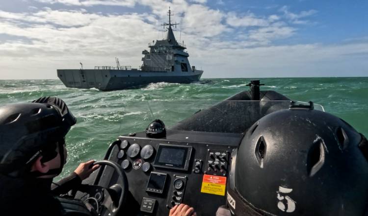 La Armada Argentina asistió a un tripulante del buque mercante maltés “Milos I”