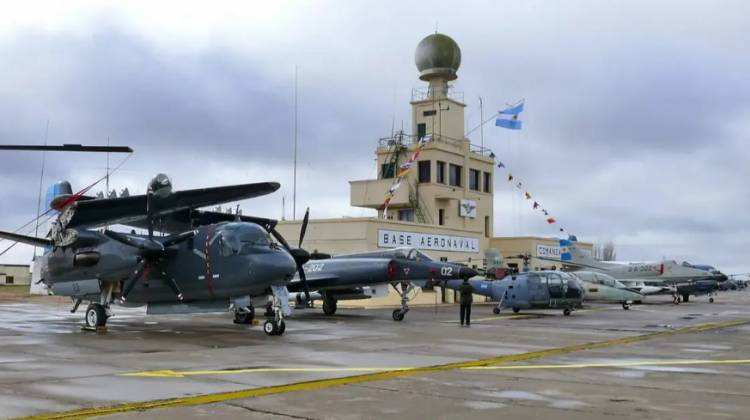 La Provincia rechaza la reducción de la base aeronaval Punta Indio y su traslado parcial a Espora
