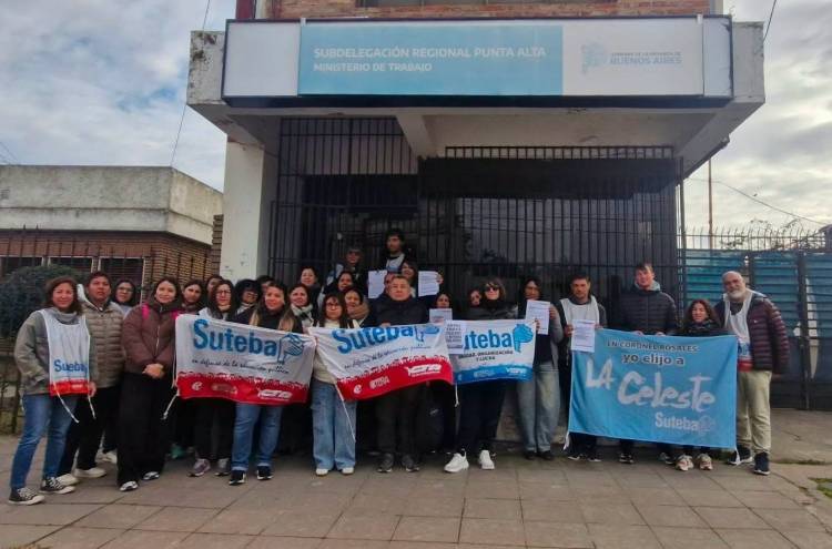 SUTEBA se movilizó al IPS local para defender al organismo provincial y rechazar reforma jubilatoria