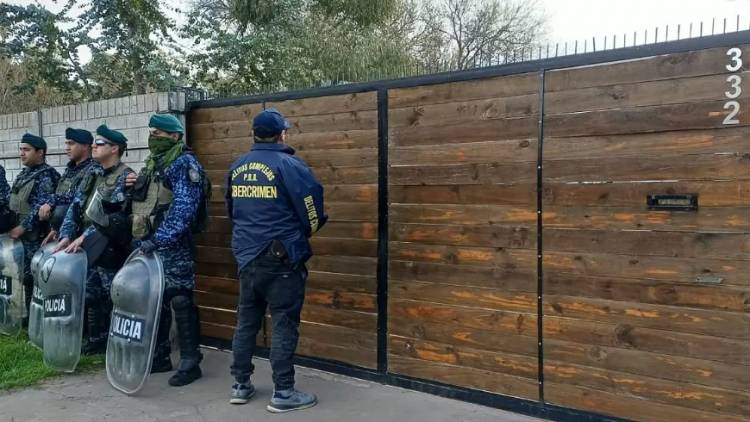 Punta Alta: allanan un hogar de ancianos por una estafa virtual a un abuelo