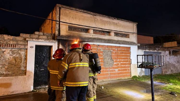 Sofocaron un incendio en la casa donde el pasado viernes hubo un tiroteo