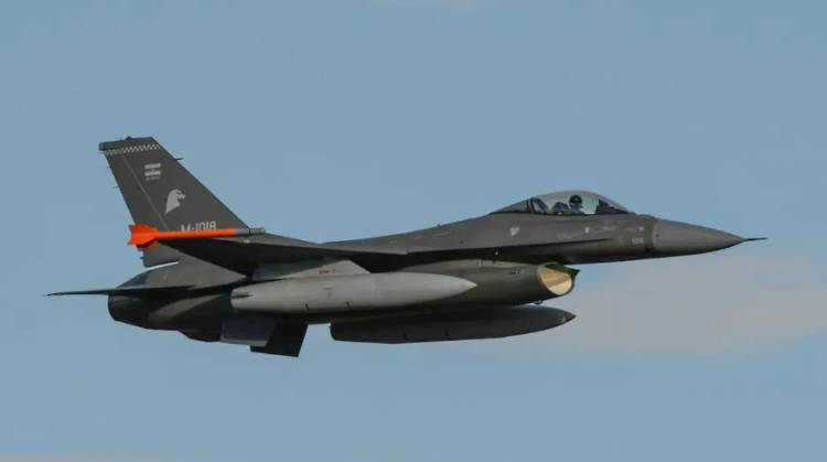 Argentina recibió seis nuevos aviones F-16: “Son estratégicos para nuestra defensa”