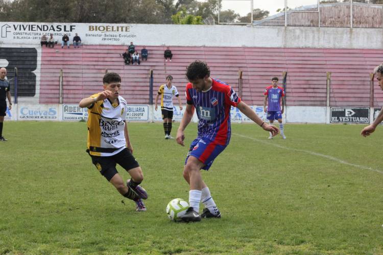 Liga del Sur: Rosario cayó en el Coloso ante Olimpo en un partido clave
