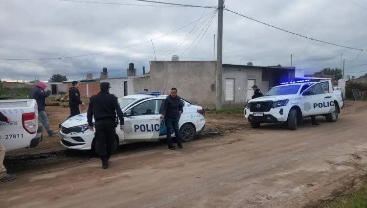 Cuatro aprehendidos tras una serie de allanamientos por un robo en Punta Alta